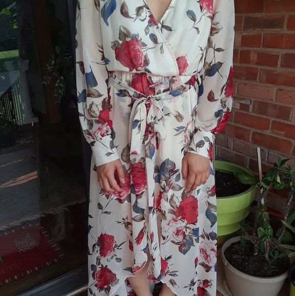 Love Culture Dress - Picture 3 of 3